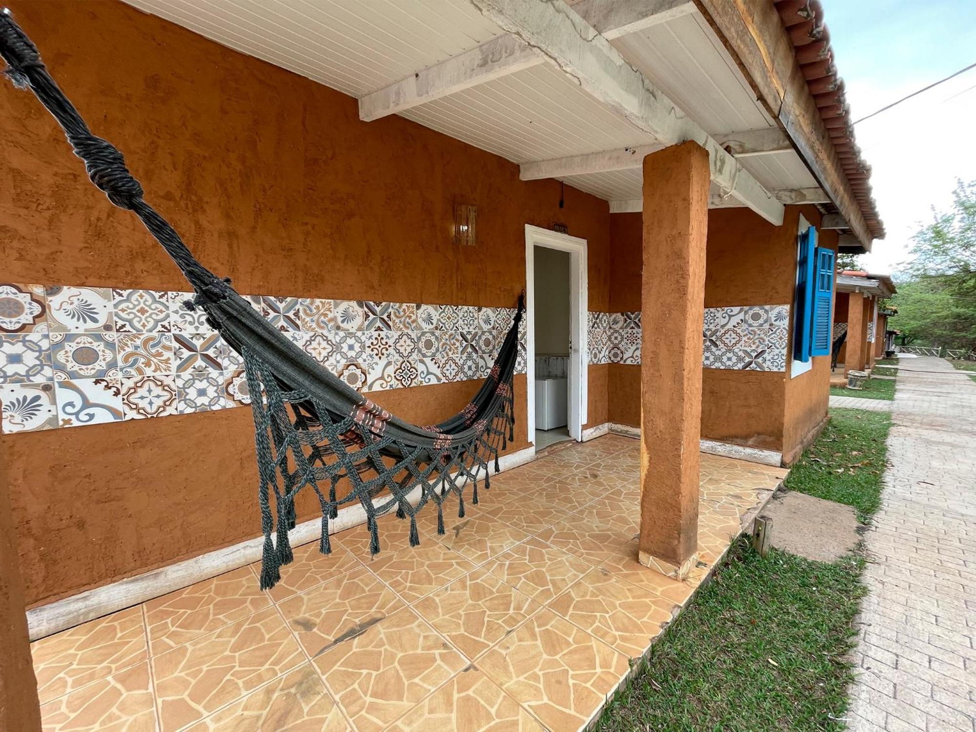 Ranchos 30 Hotel Fazenda Hidrolandia  Экстерьер фото