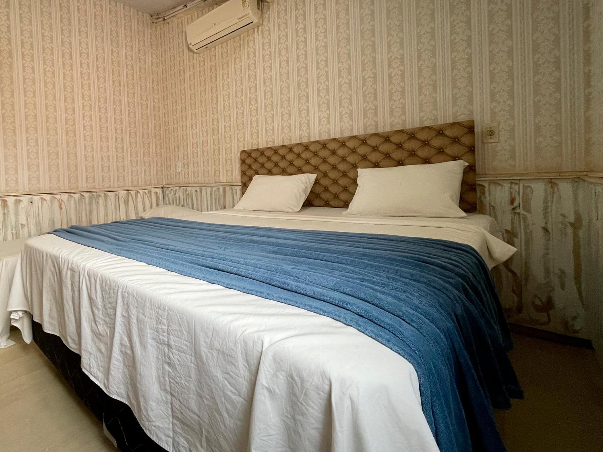 Ranchos 30 Hotel Fazenda Hidrolandia  Экстерьер фото